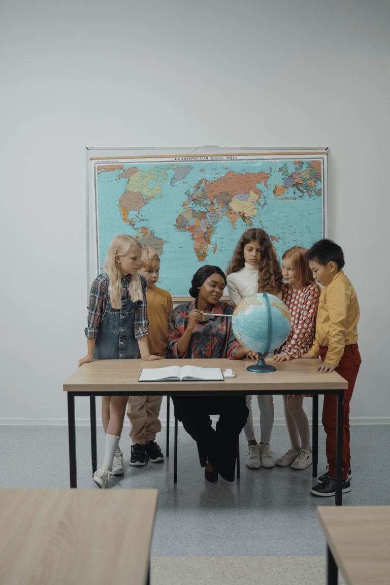 Unlock Global Citizens: Why Little Sponges is Revolutionizing K-5 Language Learning